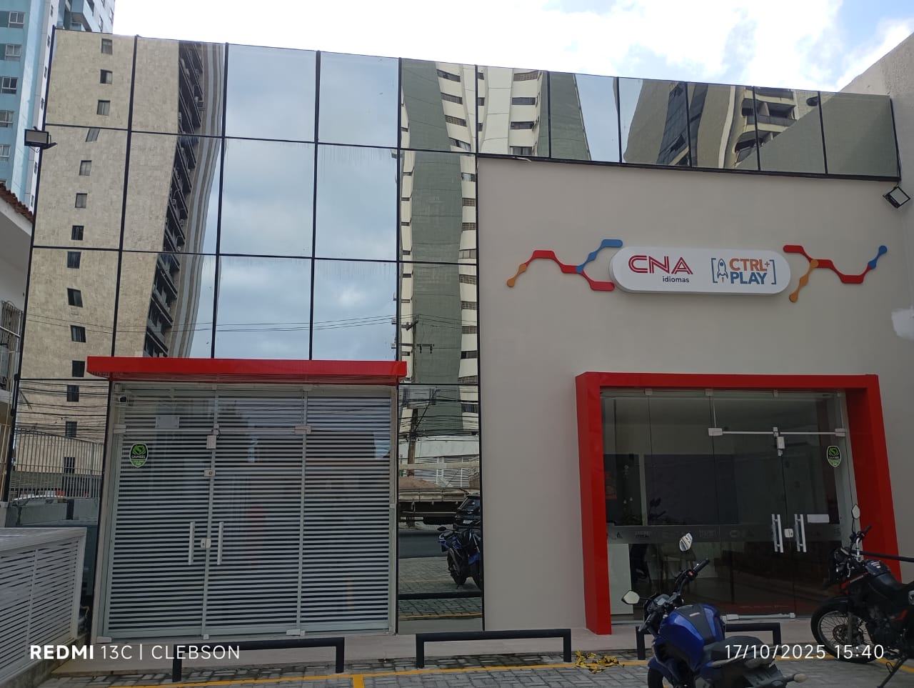 Projeto 3 — Porta de vidro temperado