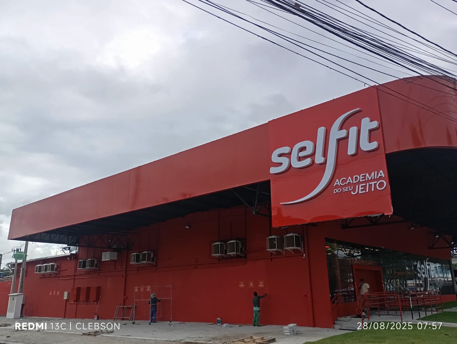 Projeto 3 — Porta de vidro temperado